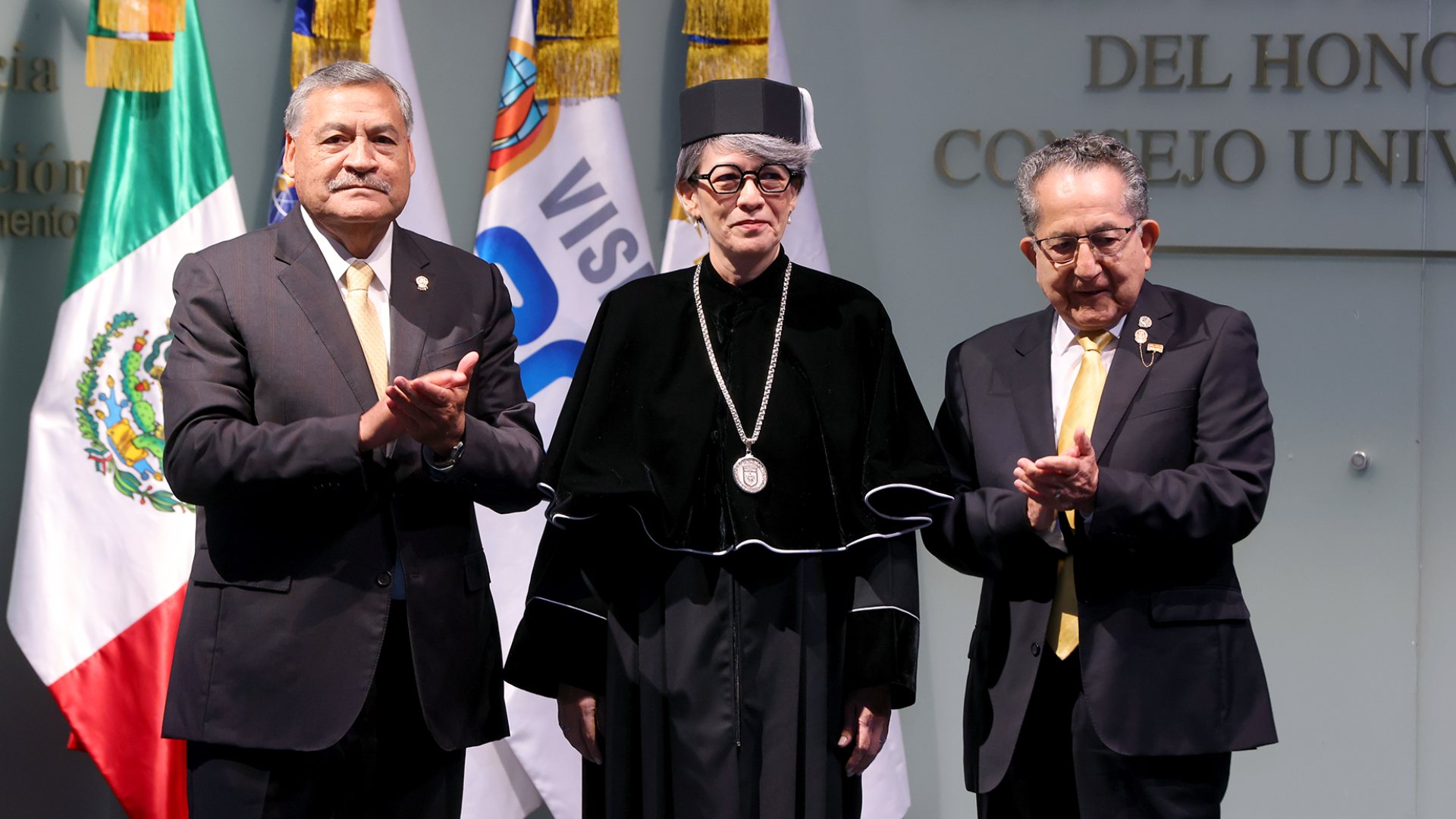 Xóchitl Arango Morales toma protesta como integrante de la H. Junta de Gobierno