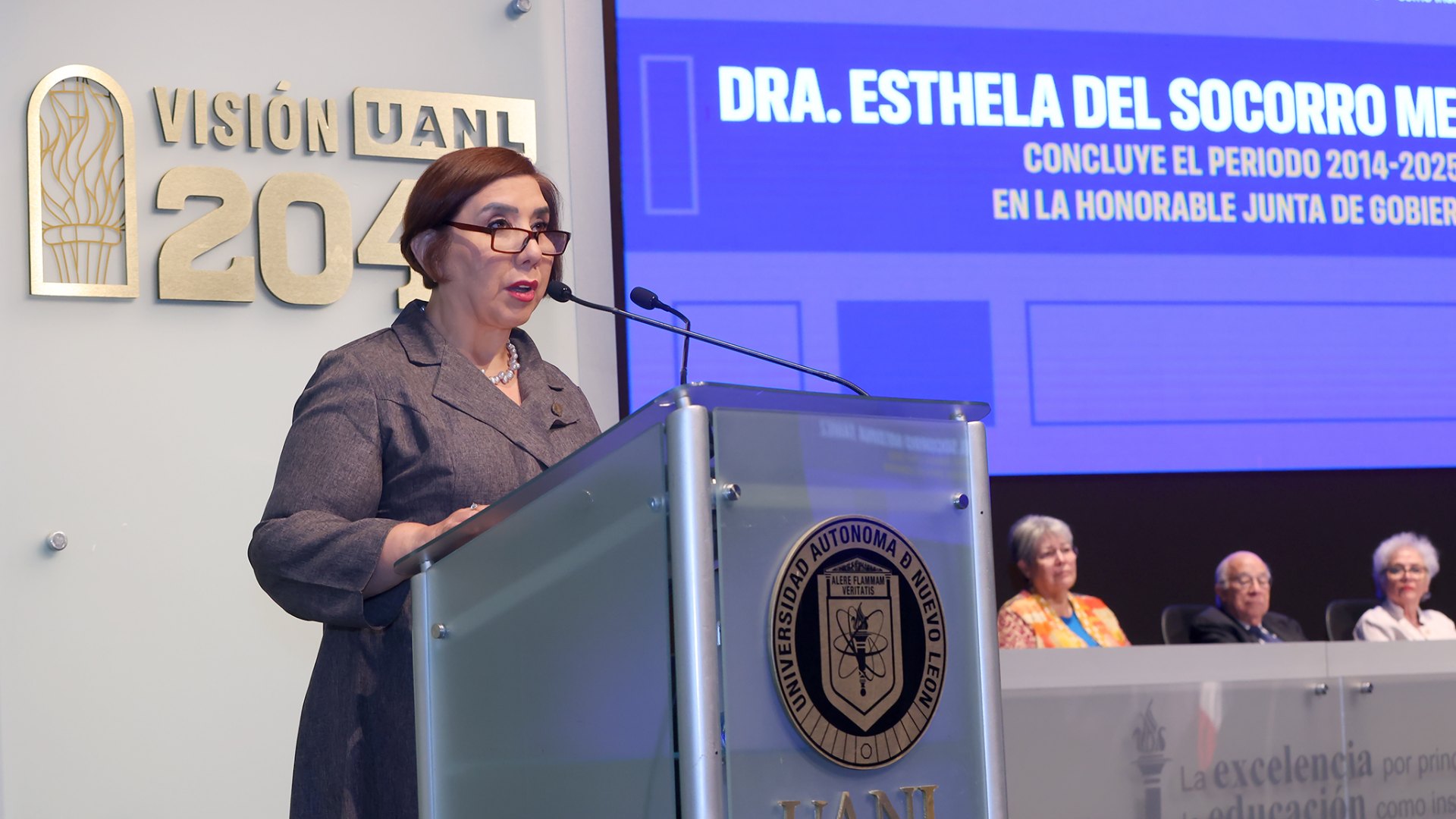 Xóchitl Arango Morales toma protesta como integrante de la H. Junta de Gobierno