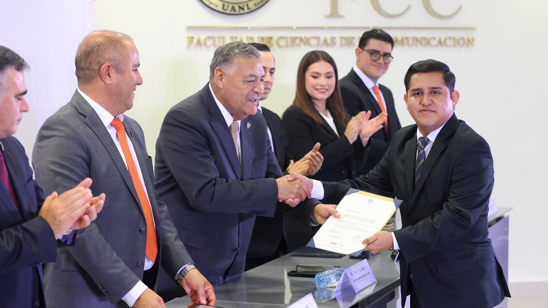 Líderes estudiantiles de FCC procurarán formar agentes de cambio