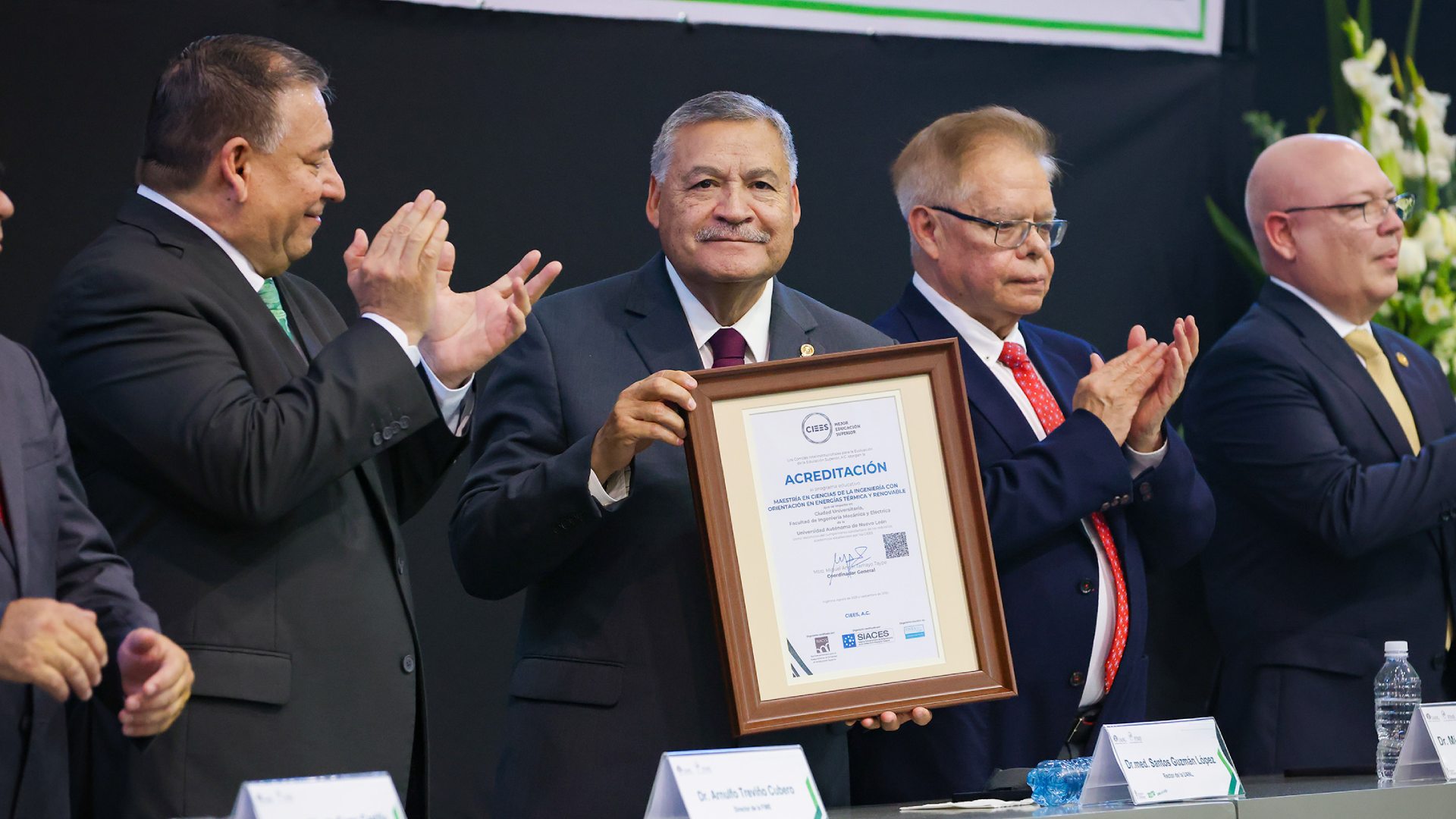 Recibe FIME acreditación de trece programas educativos de CIEES