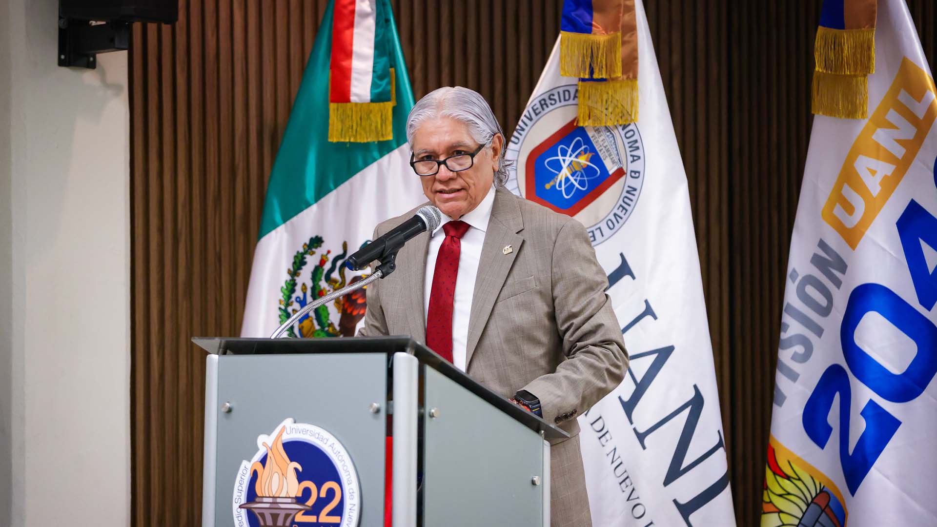 Reconoce Preparatoria 22 a sus fundadores en festejos por sus 50 años