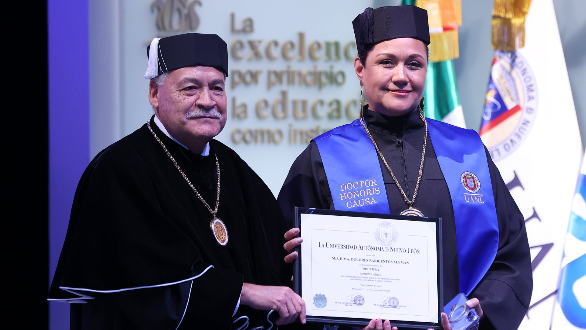 Honran contribuciones a la economía, medio ambiente y educación