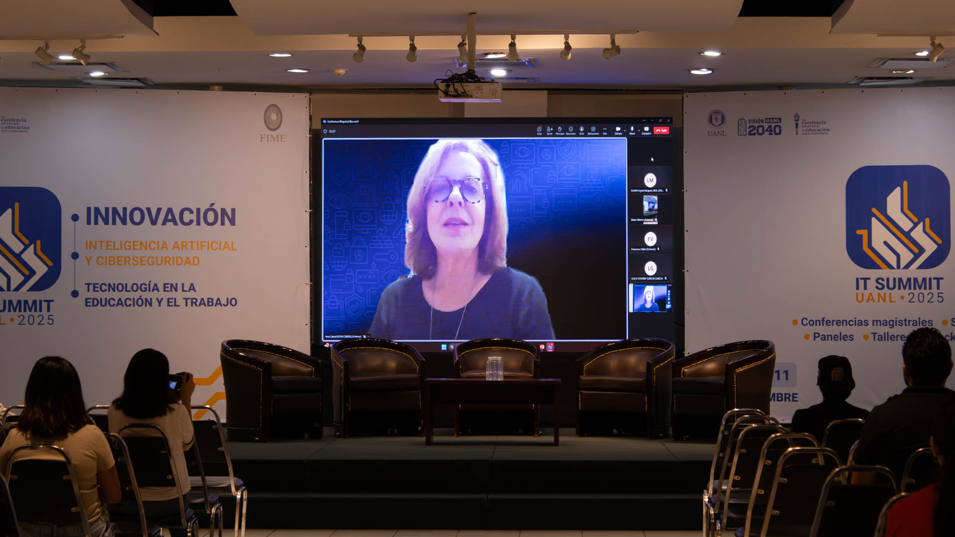Expone agentes de la IA que impactan en el desarrollo educativo