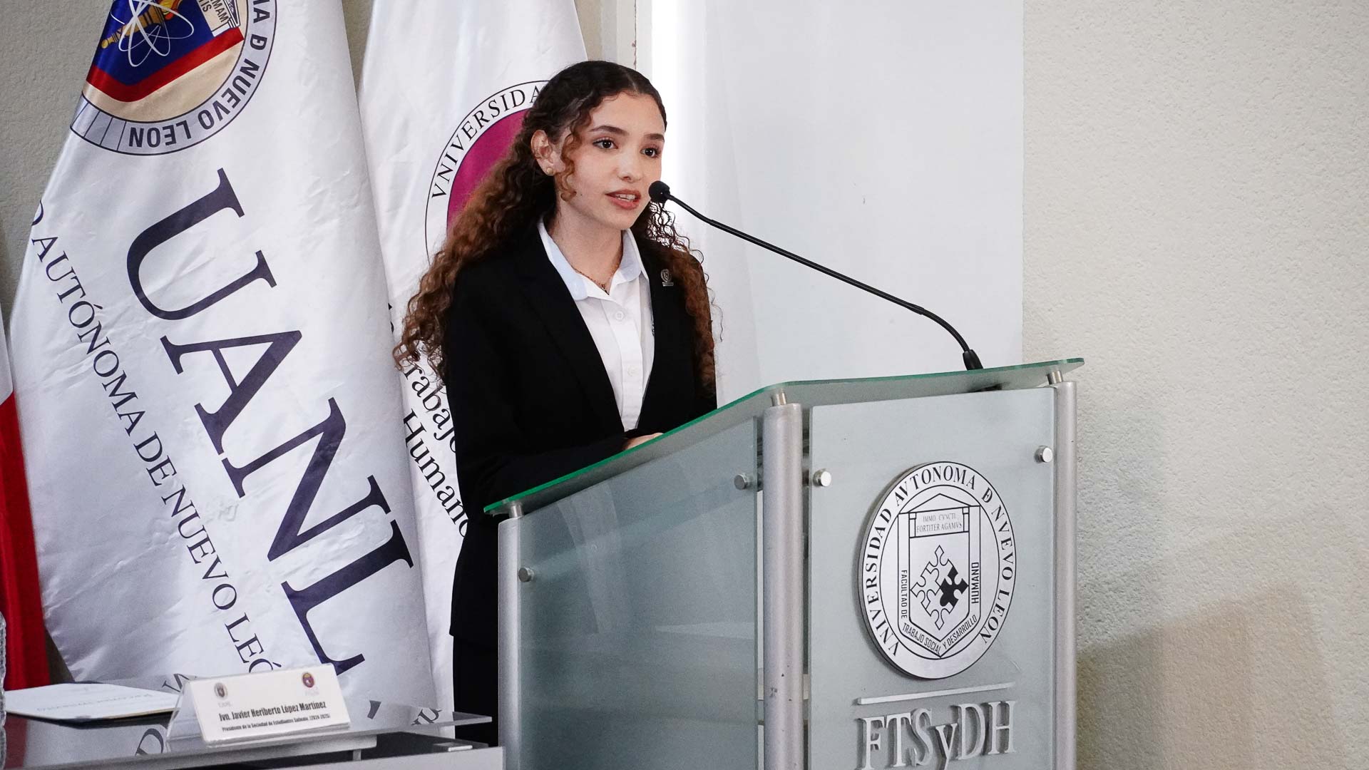 Toma protesta sociedad de alumnos de la Facultad de Trabajo Social