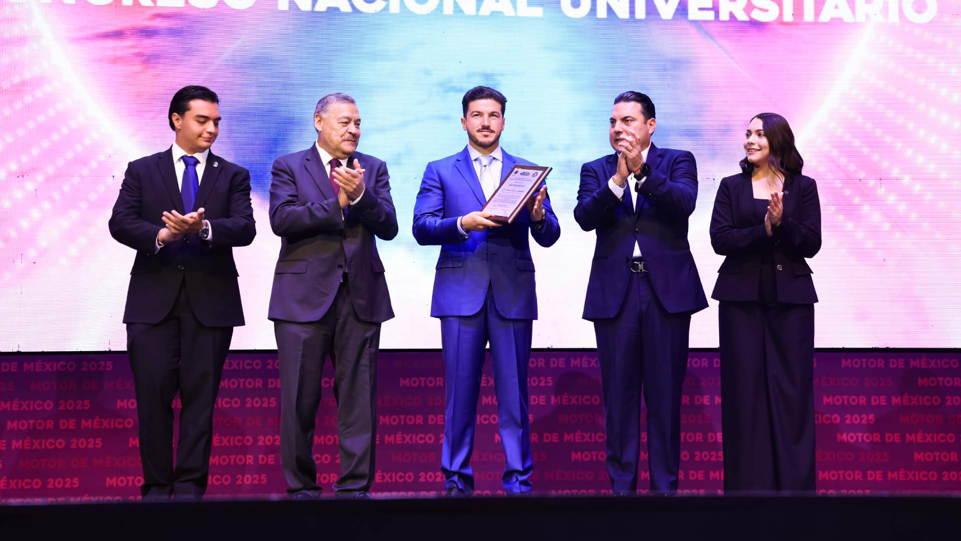 Invitan a jóvenes a imaginar un mejor futuro