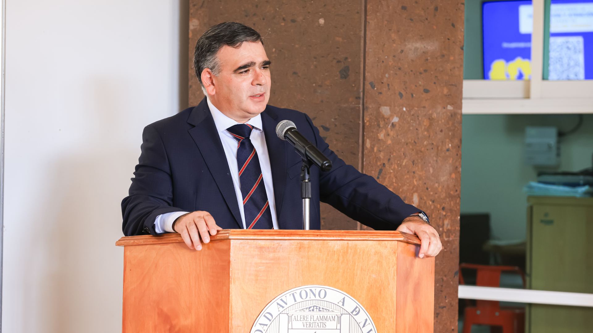 Realizan Segunda Feria Laboral en la Facultad de Filosofía y Letras