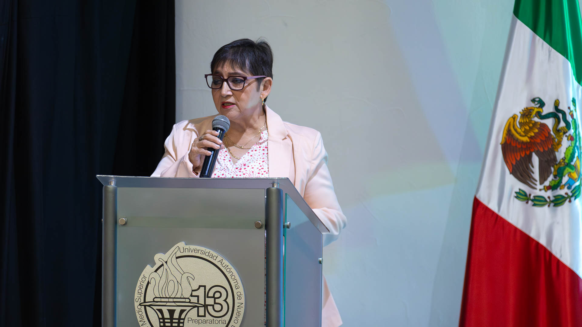 Suma UANL aportaciones de universitarios a colecta de Hambre Cero