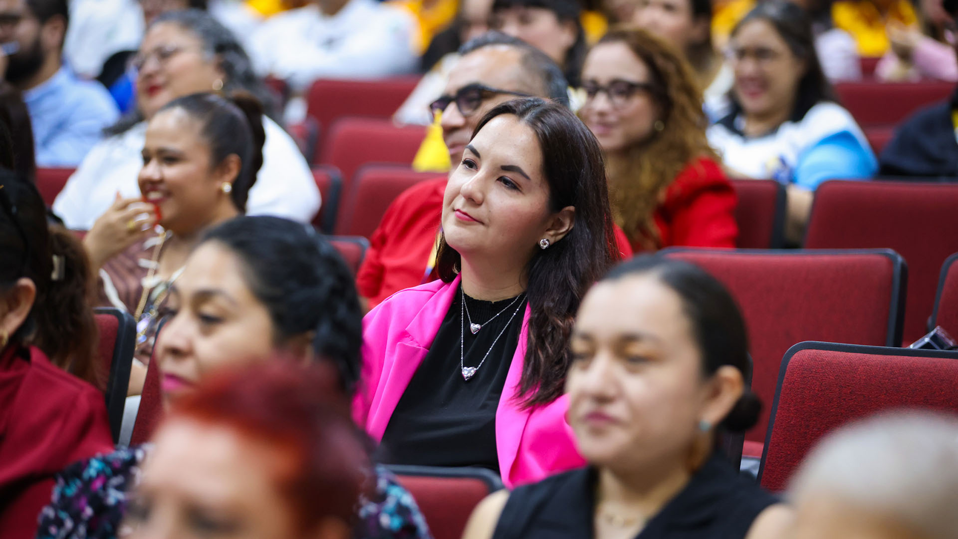 Hacia nuevos aprendizajes: 2ª. Jornada de Innovación Educativa