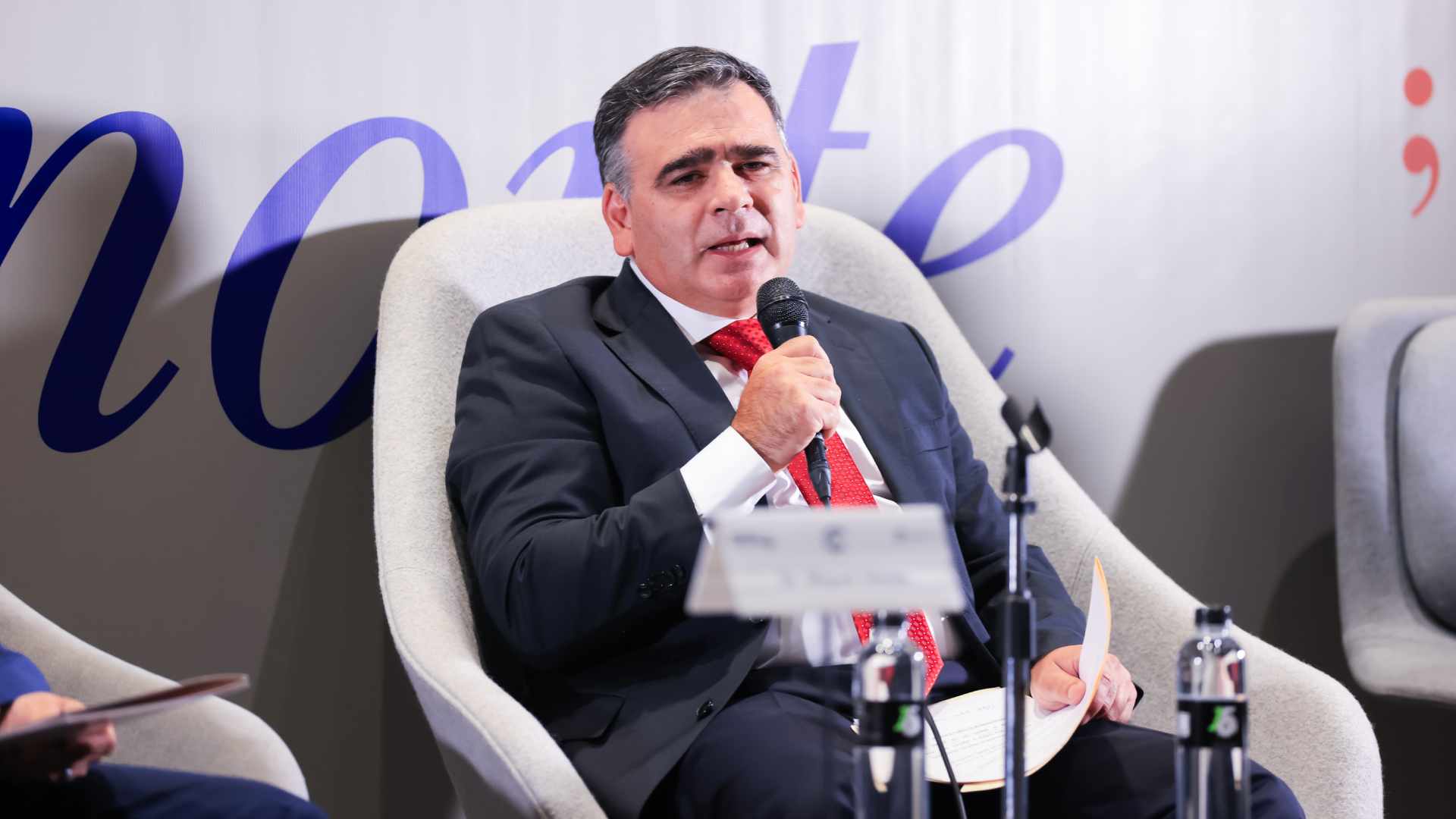 Escala Legal, revista jurídica con perspectiva humana y social