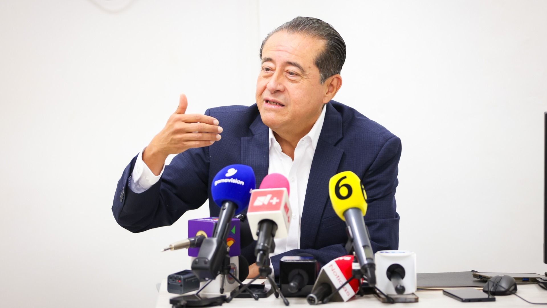 Promueve CONDUSEF combatir estrés económico en México