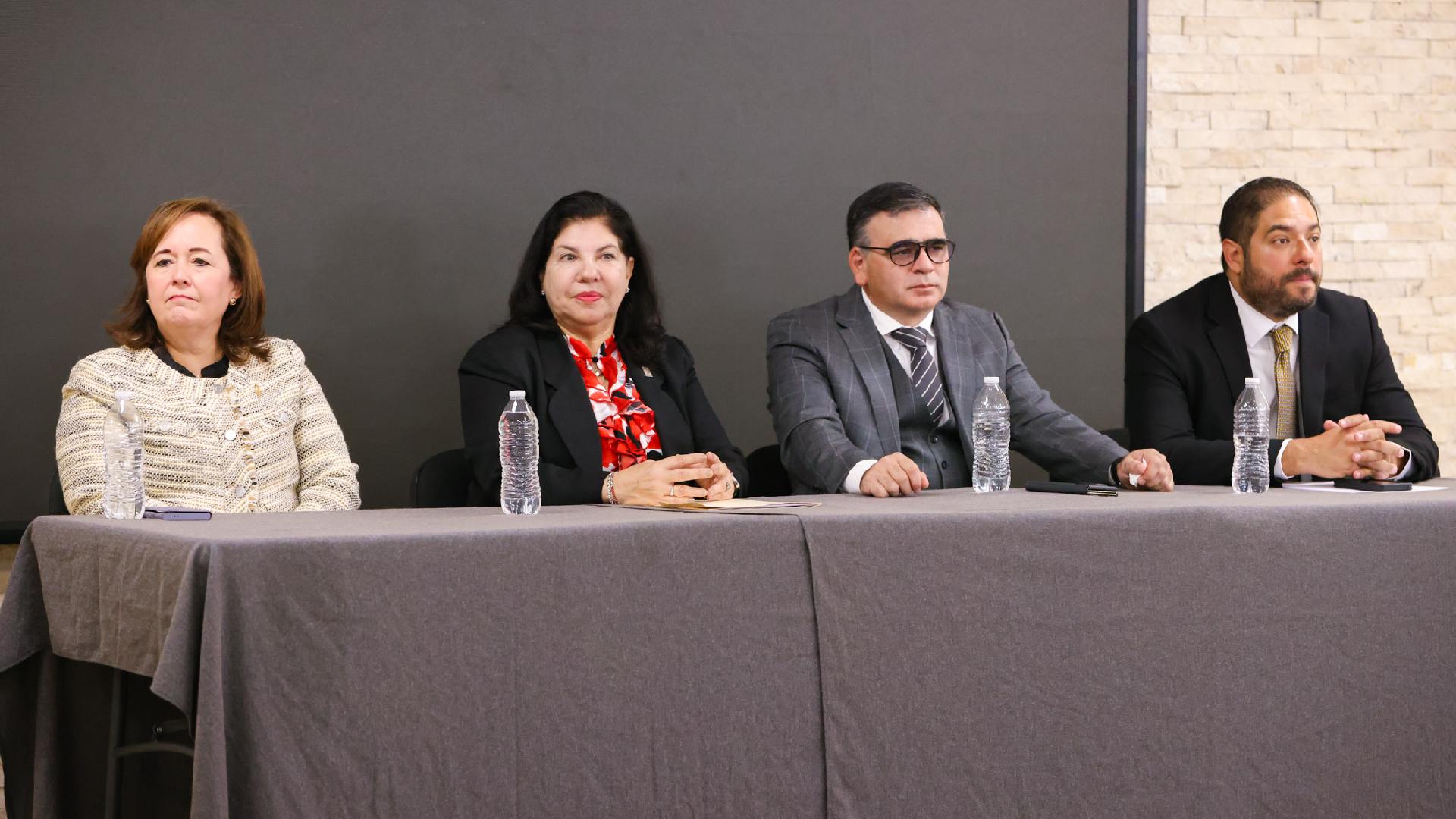 Ponen en perspectiva objetivos del servicio social y voluntariado