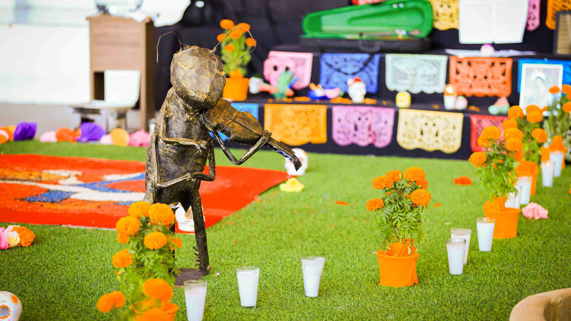 Preserva UANL tradición del Día de Muertos