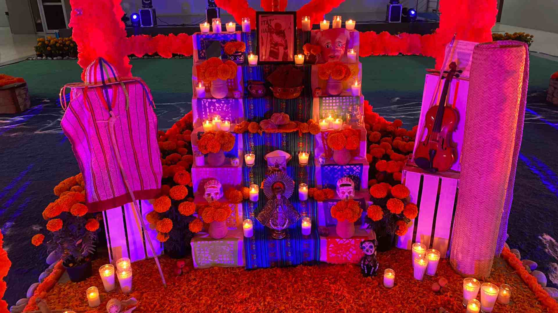 Preserva UANL tradición del Día de Muertos