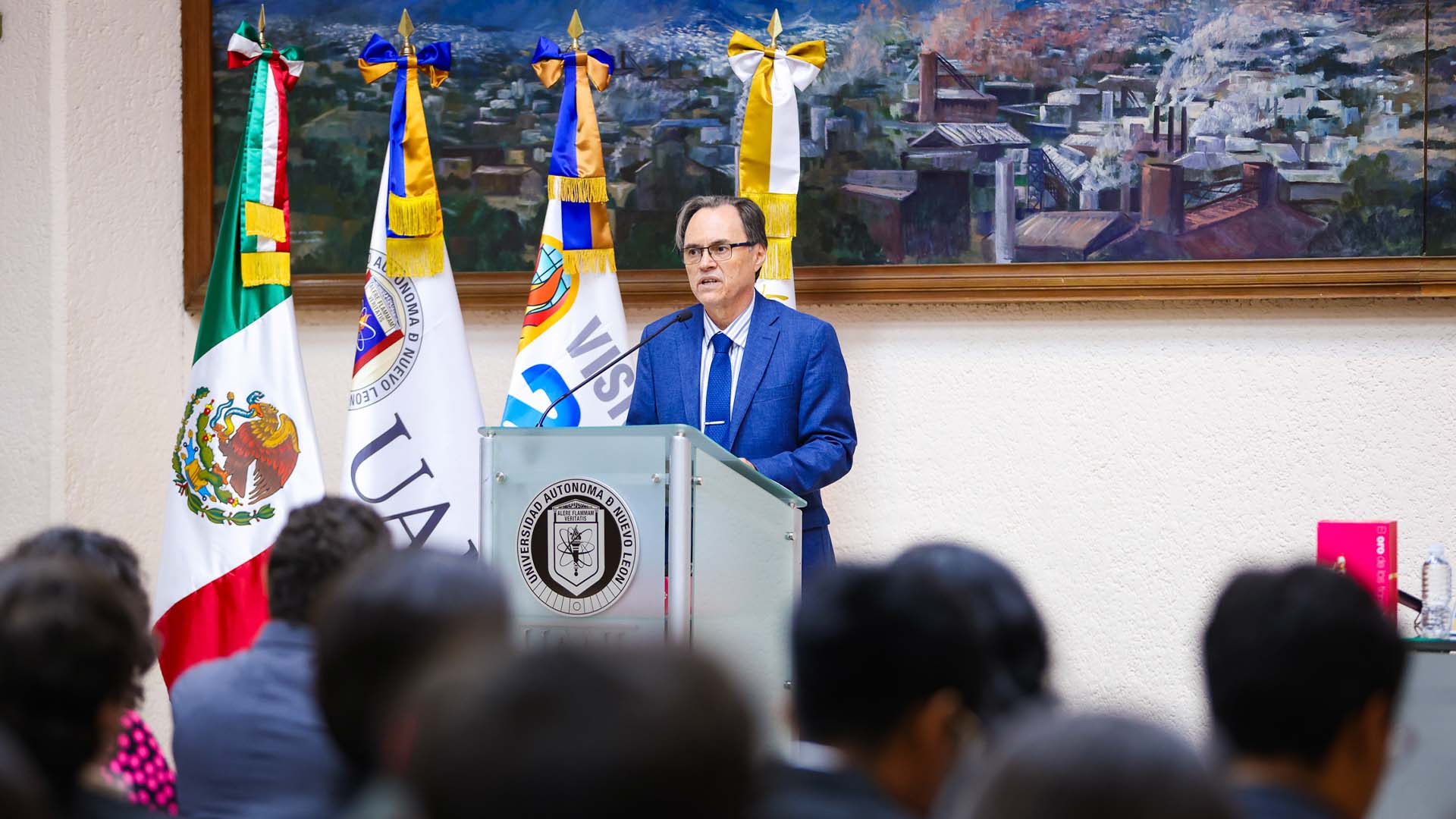 Tigres de 14 kilates