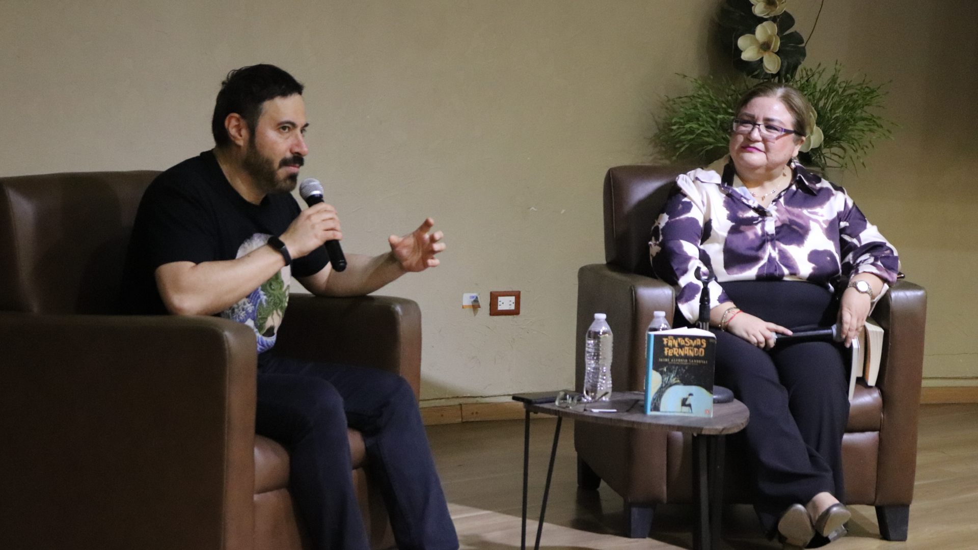 Celebra Jaime Sandoval afición por la lectura en la Preparatoria 3