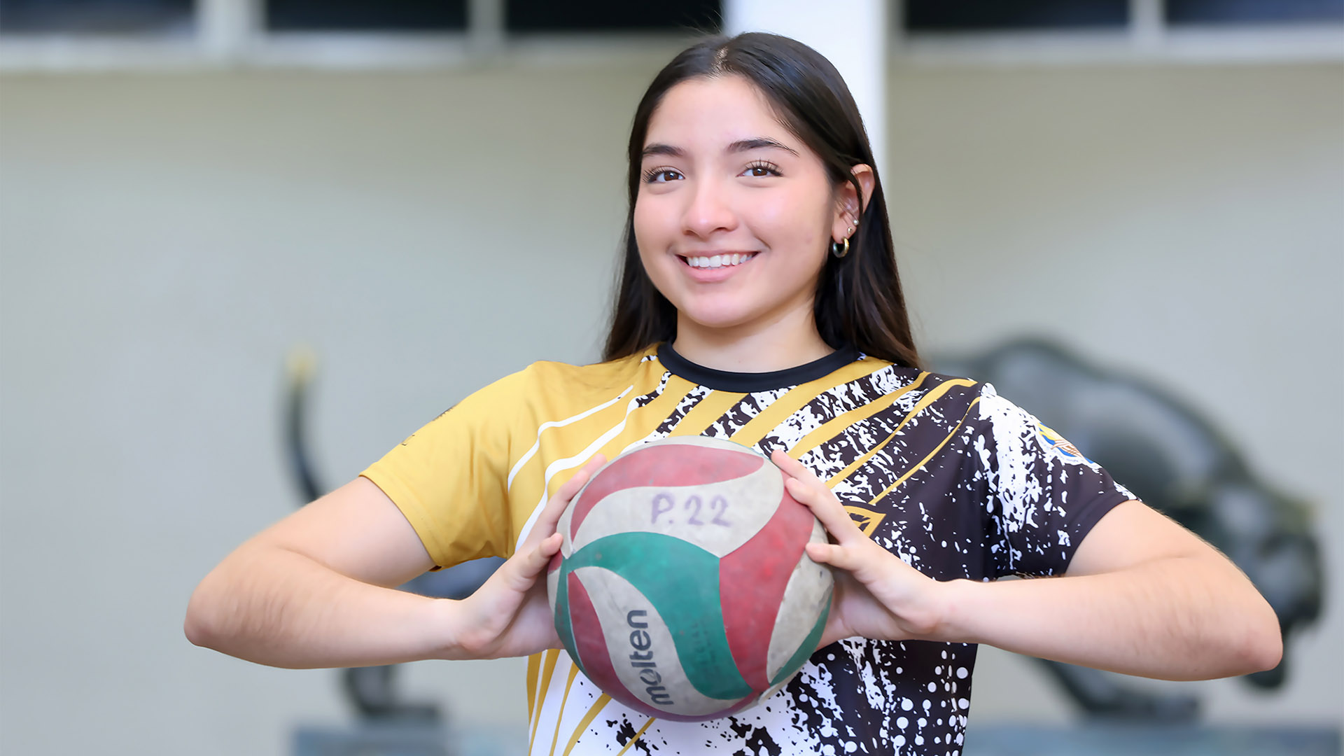 Empuja Paula Vargas a selección mexicana hasta la final de torneo continental de voleibol