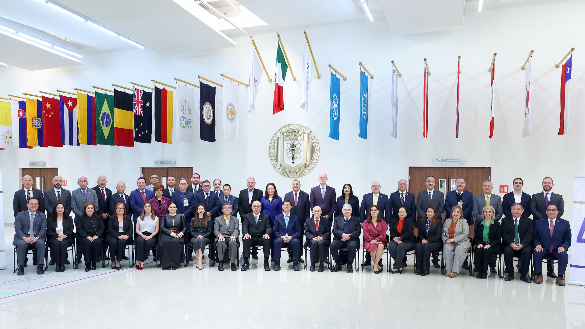 Fortalece UANL vinculación internacional