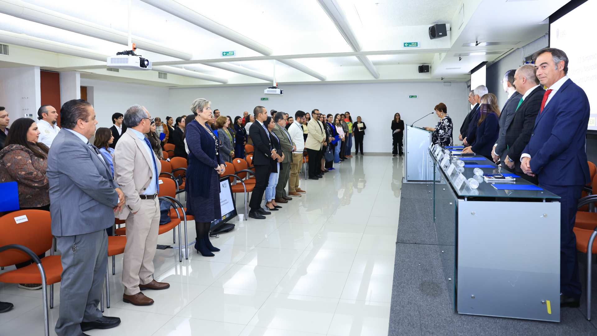 UANL reafirma compromiso con estudiantes neurodivergentes