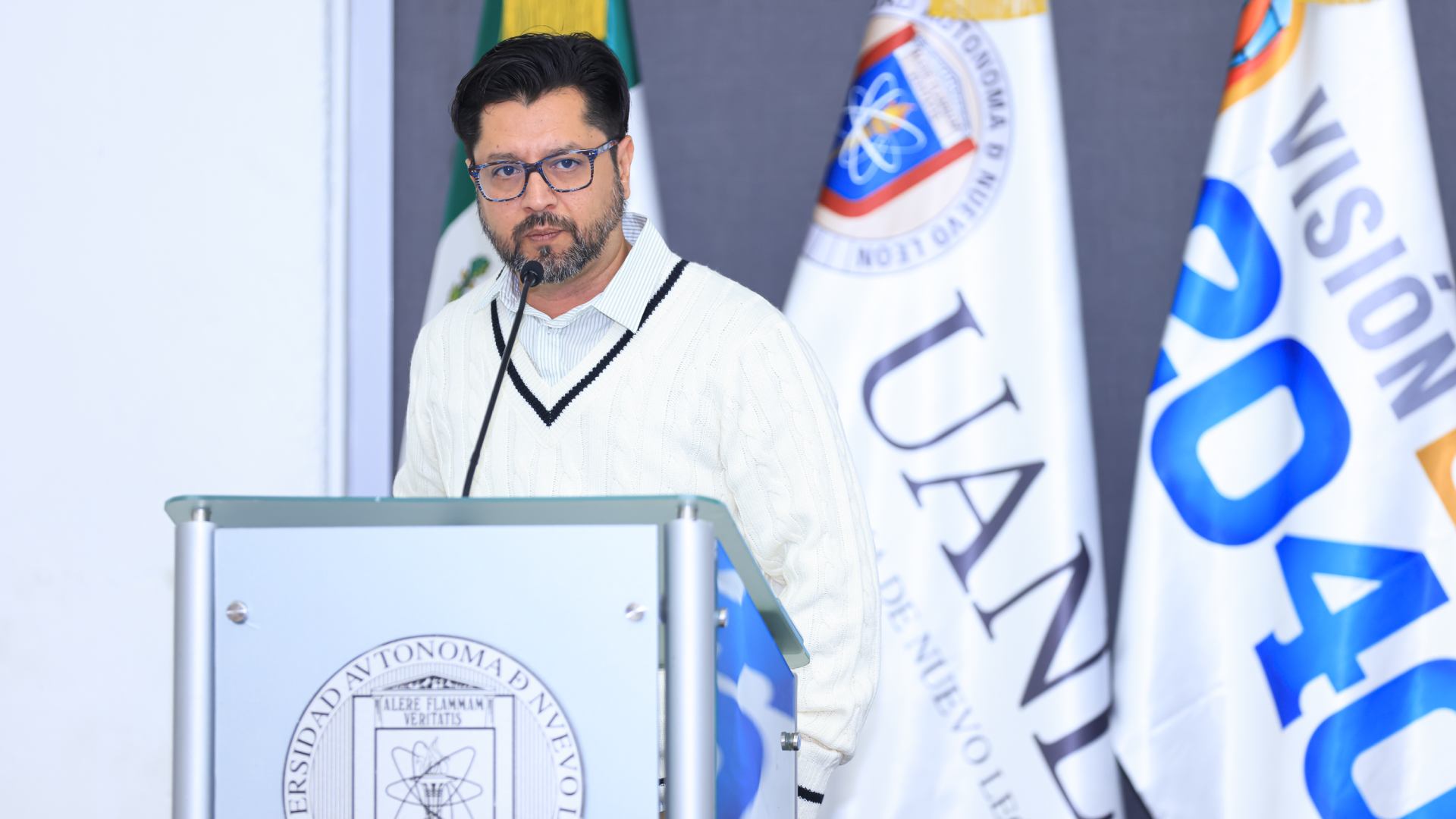 UANL reafirma compromiso con estudiantes neurodivergentes