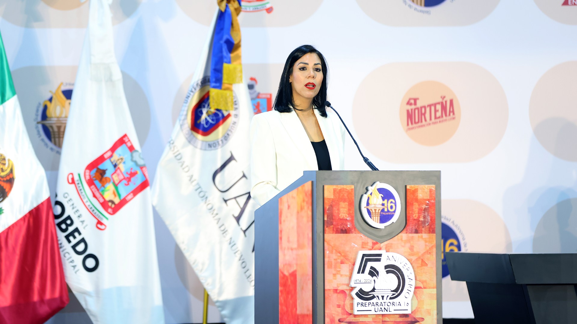 Becan UANL y Escobedo a alumnos de Prepa 16