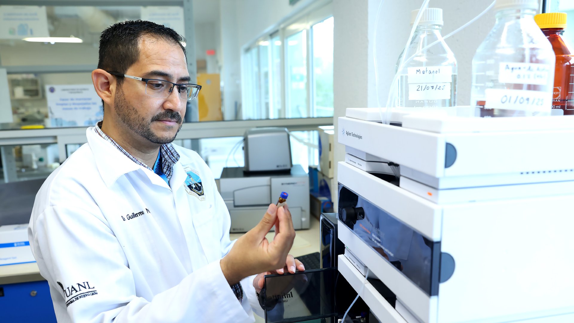 Desarrolla Agronomía compuesto antioxidante a partir de luz ultravioleta