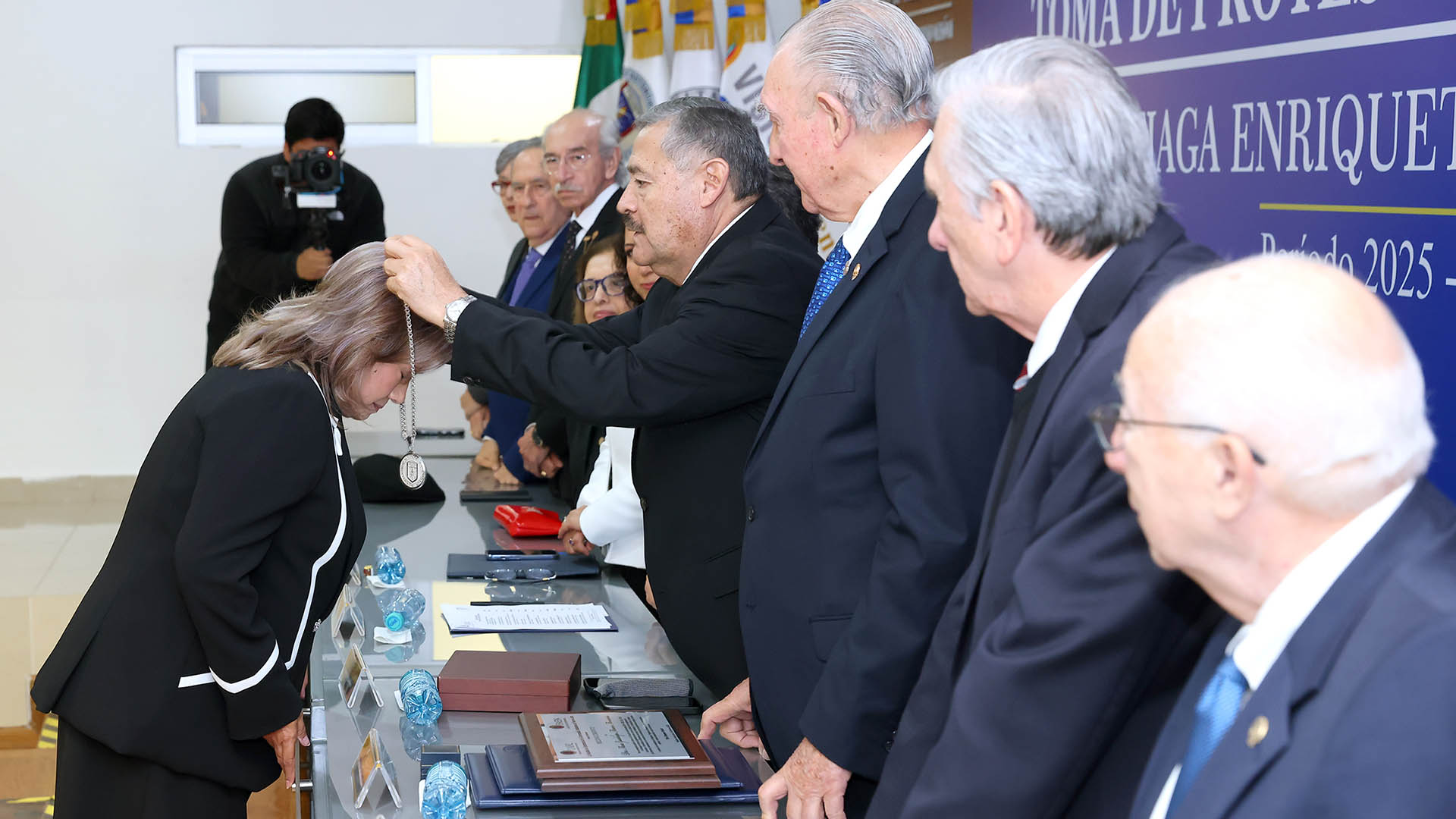 Santiaga Esparza asume la Dirección de la Facultad de Enfermería