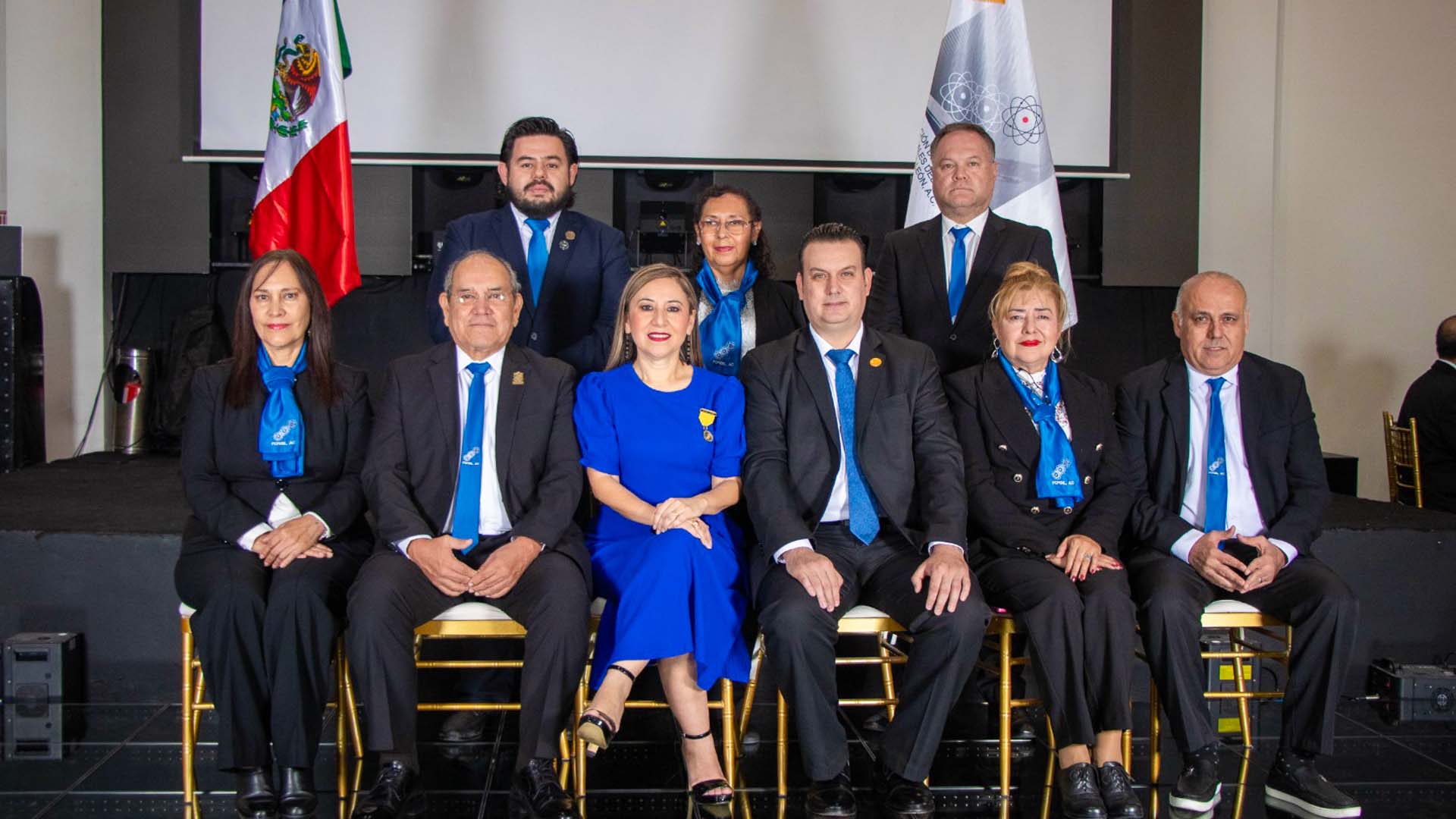 Reciben universitarios Reconocimiento a la Excelencia Profesional ...