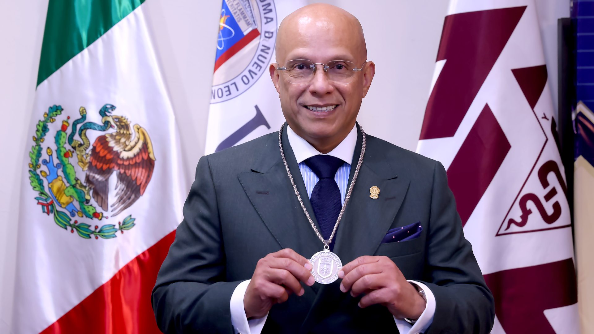 Gustavo Hernández asume dirección de FMVZ, periodo 2025-2028