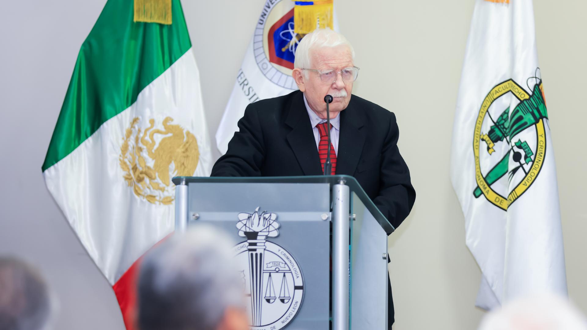 Conmemoran 202 aniversario de la cátedra de Derecho Civil