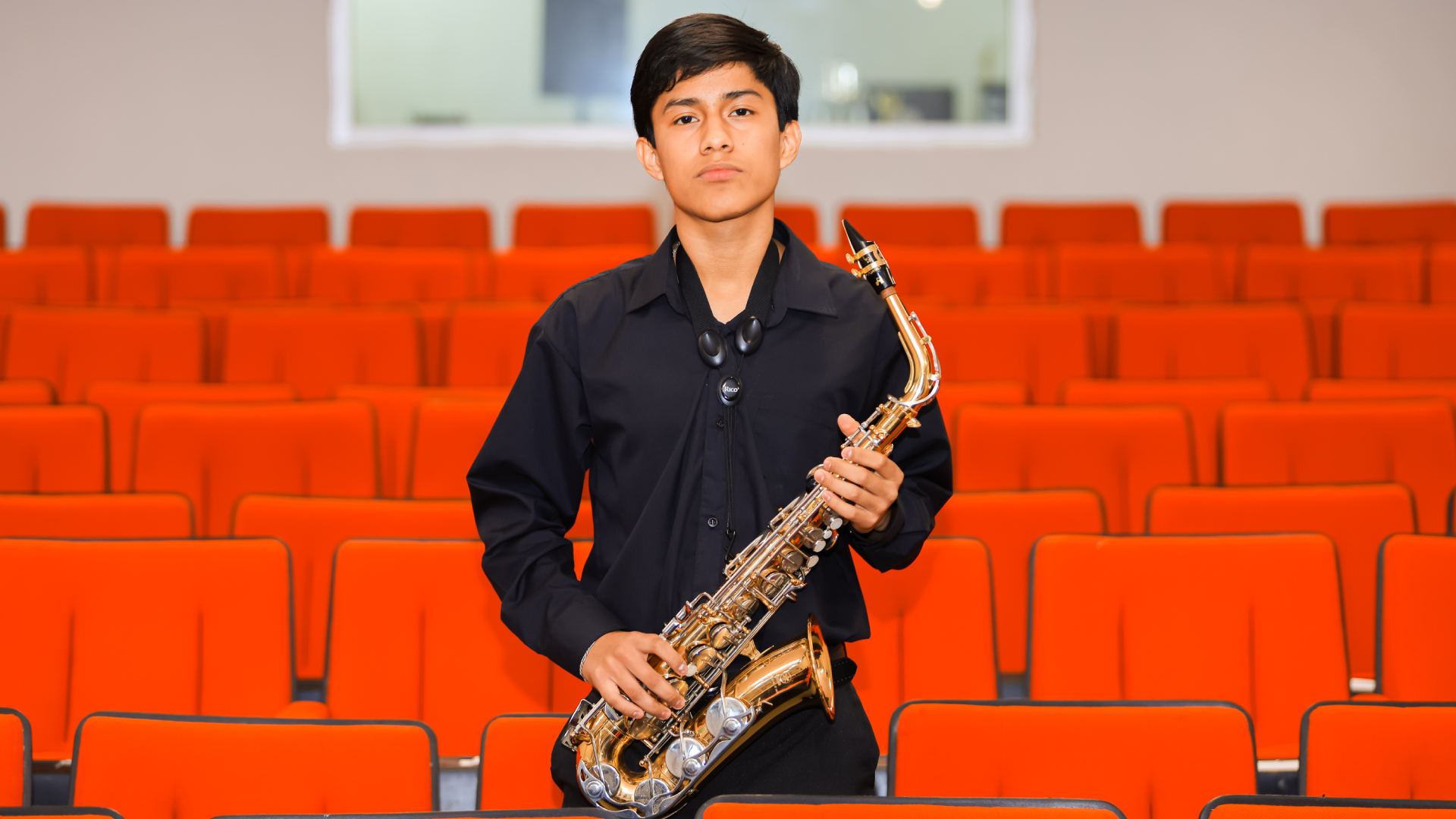 Comparten triunfo en concurso nacional de saxofón