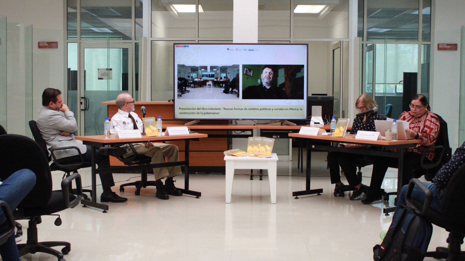 Analizan construcción de nuevas formas de gobernar en el país