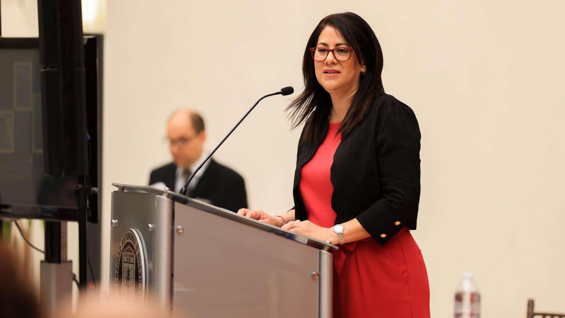 Lourdes Almeida: “Es importante reconocer a los ídolos de nuestro tiempo”