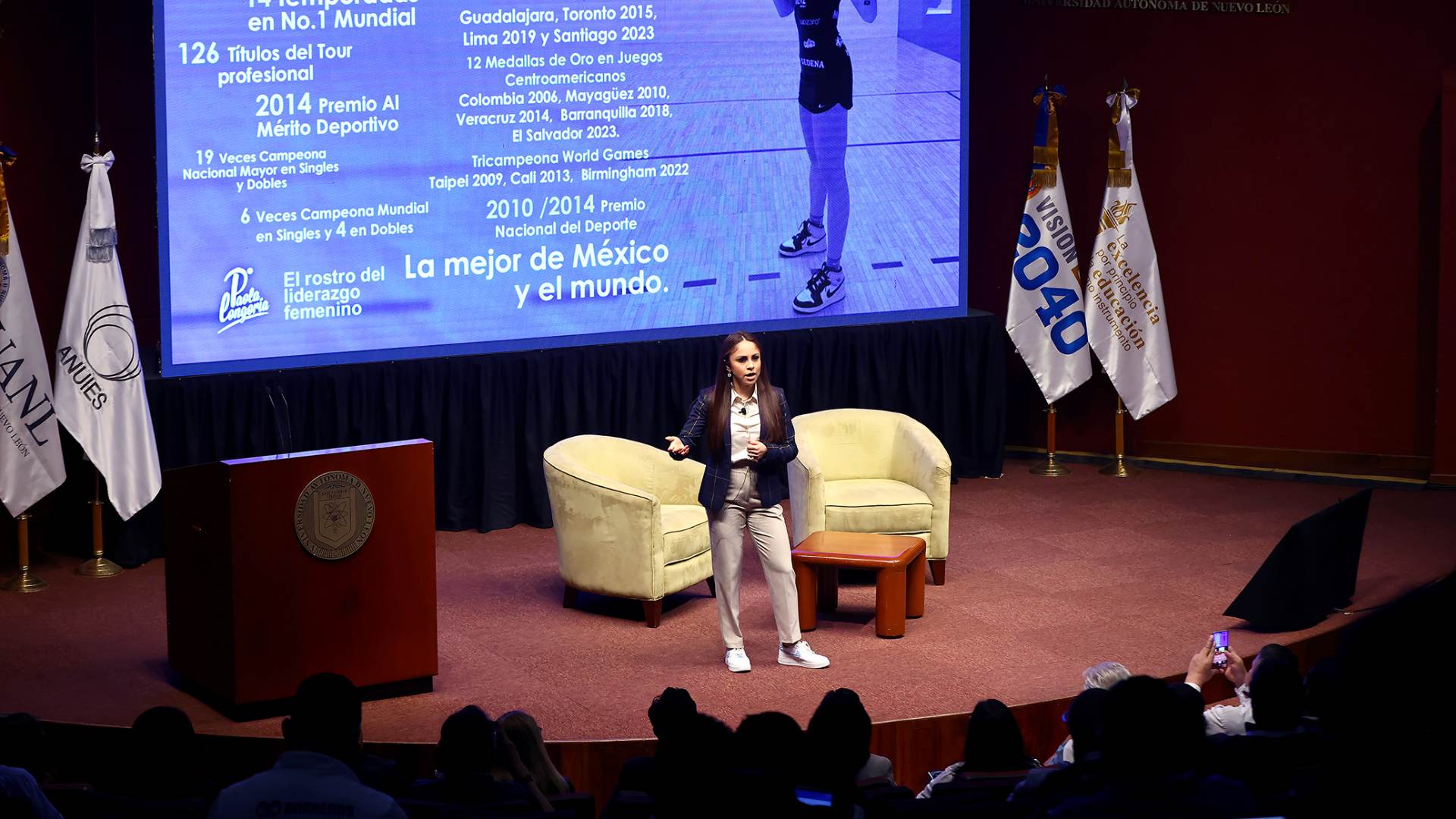 Promueve Paola Longoria apoyo al deporte para lograr el éxito