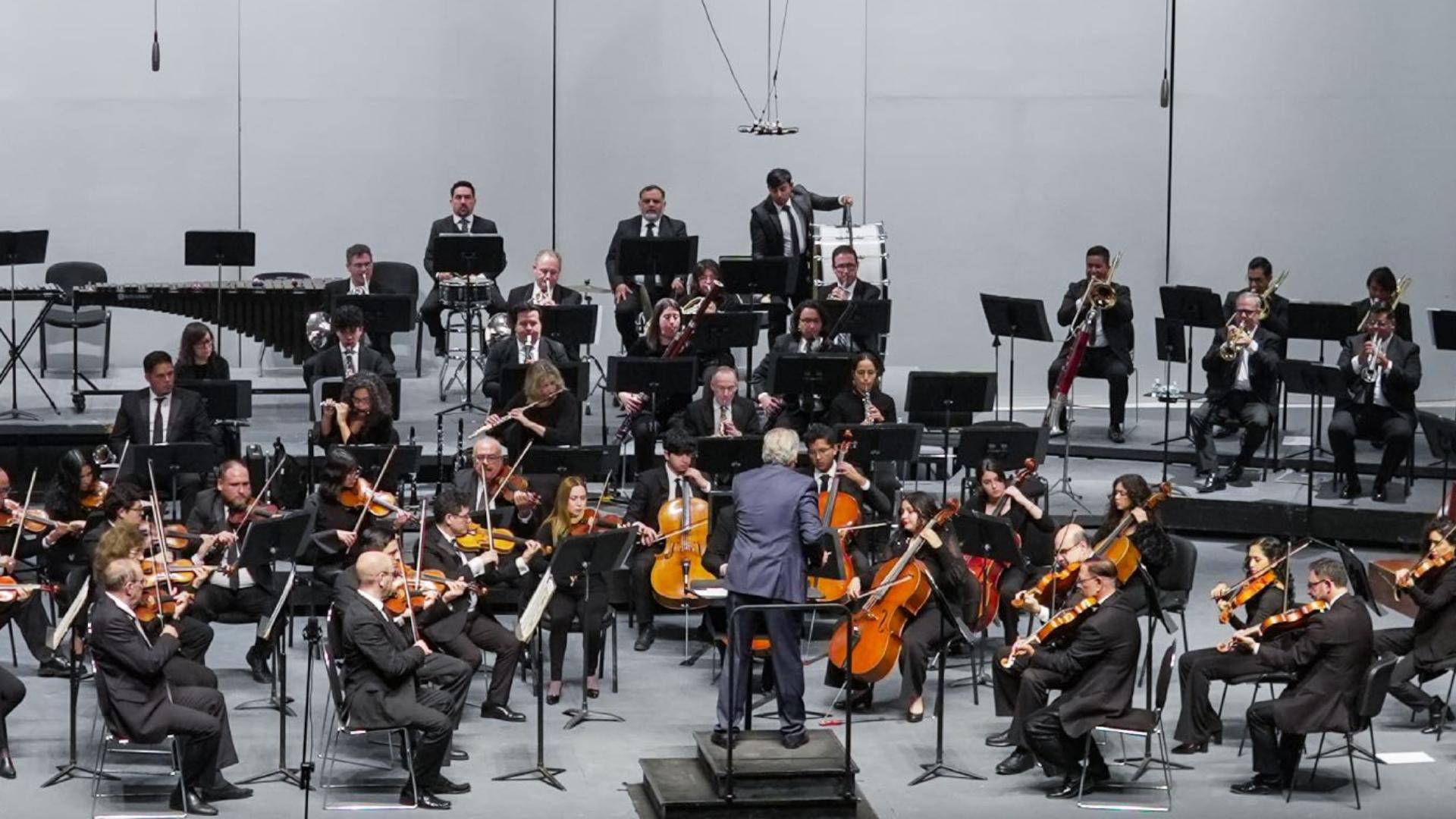 OSUANL deleita con concierto de año nuevo 2026