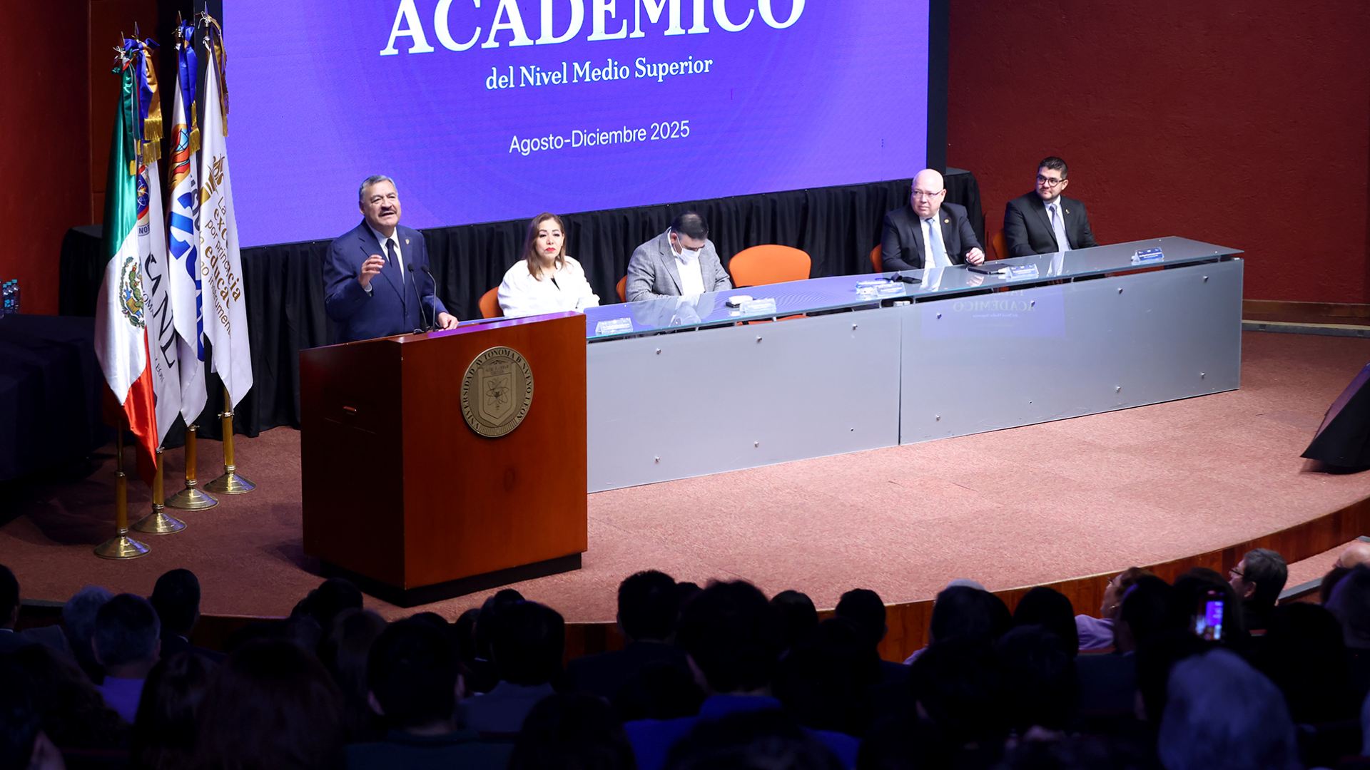 Reconocen su talento en eventos académicos
