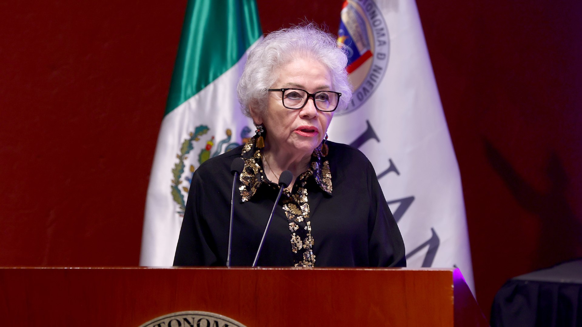 Instala UANL Cátedra Cristina Rodríguez Padilla