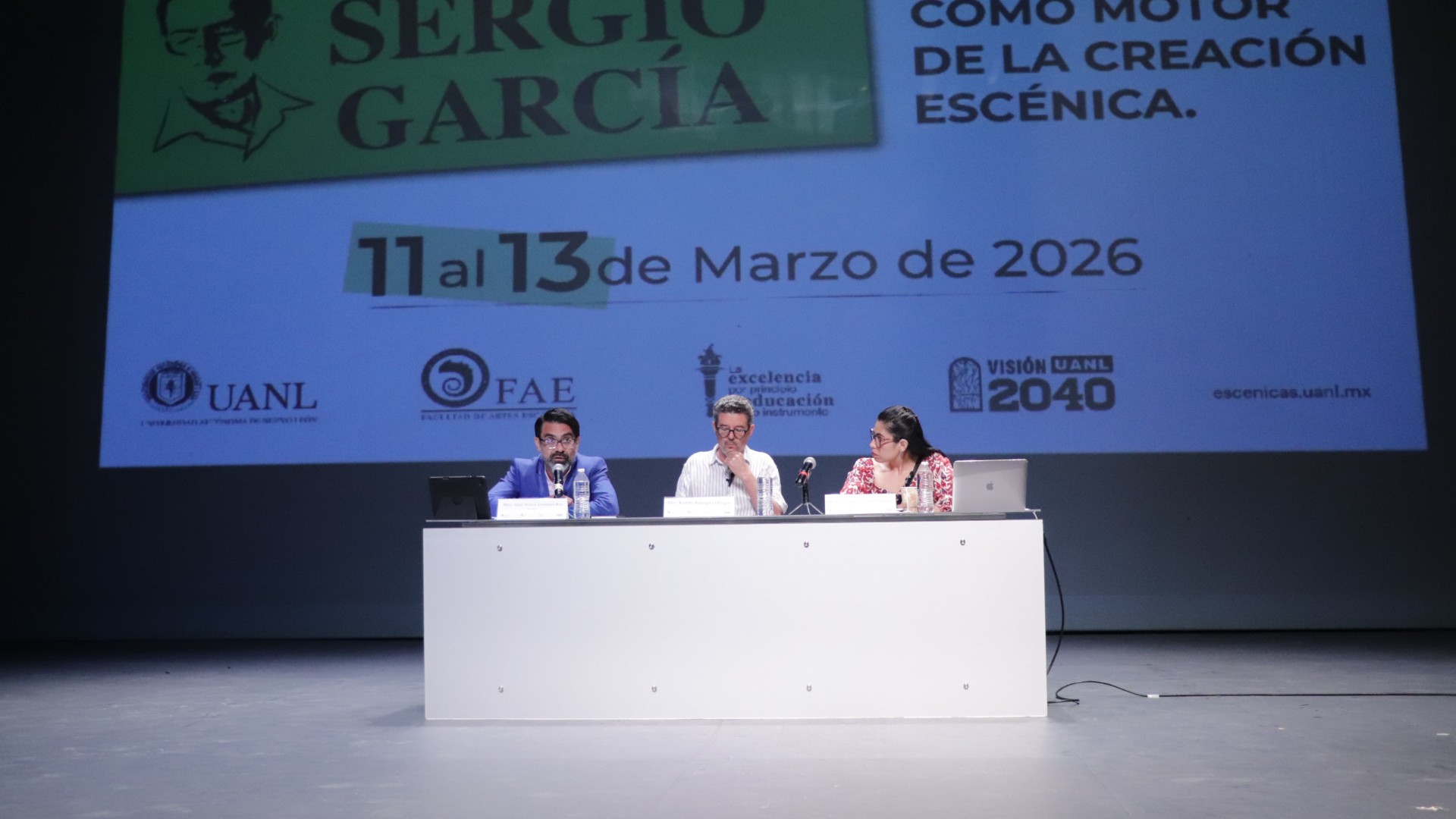 Reflexionan sobre el arte en Cátedra Sergio García