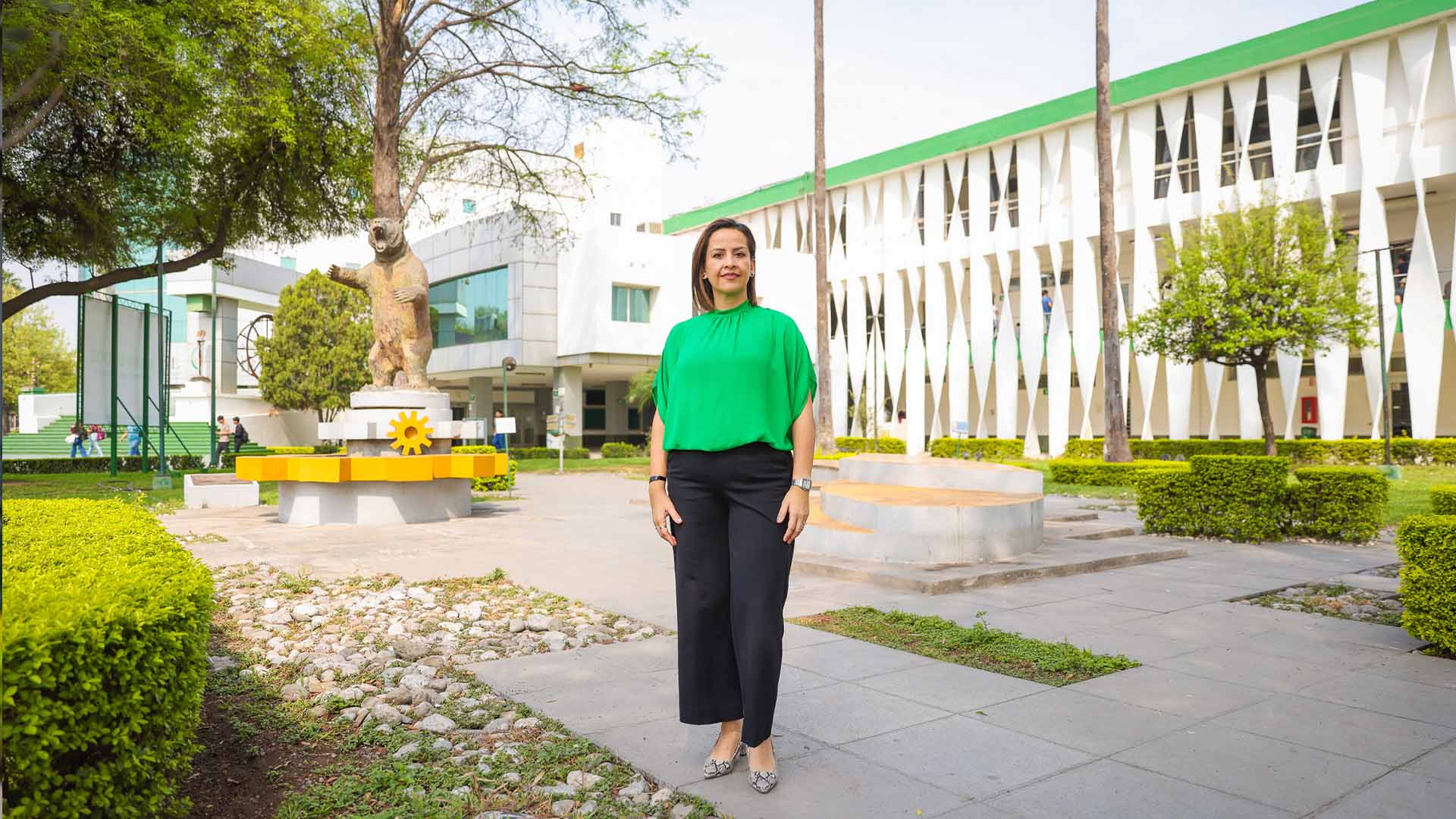 Materializa sueños y retos en gerencia de empresa nacional