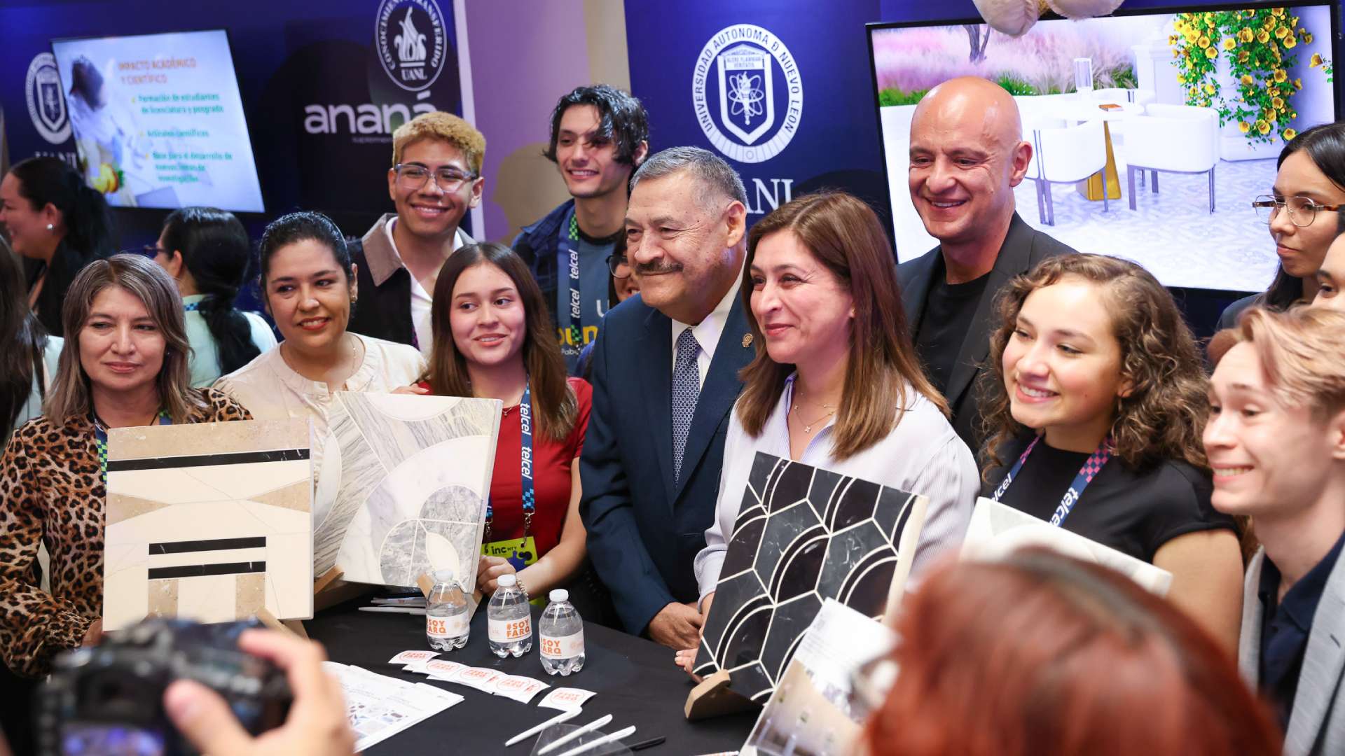 Empresa de mosaicos comercializará diseños creados en FARQ