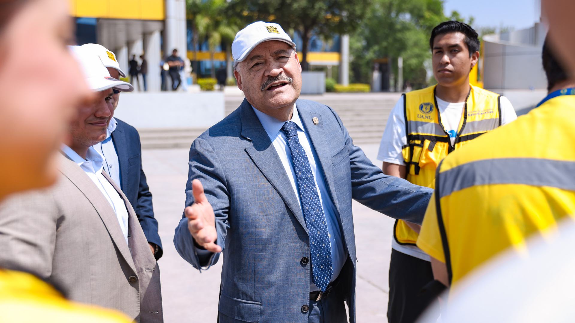 Se solidarizan estudiantes con comunidades de Nuevo León