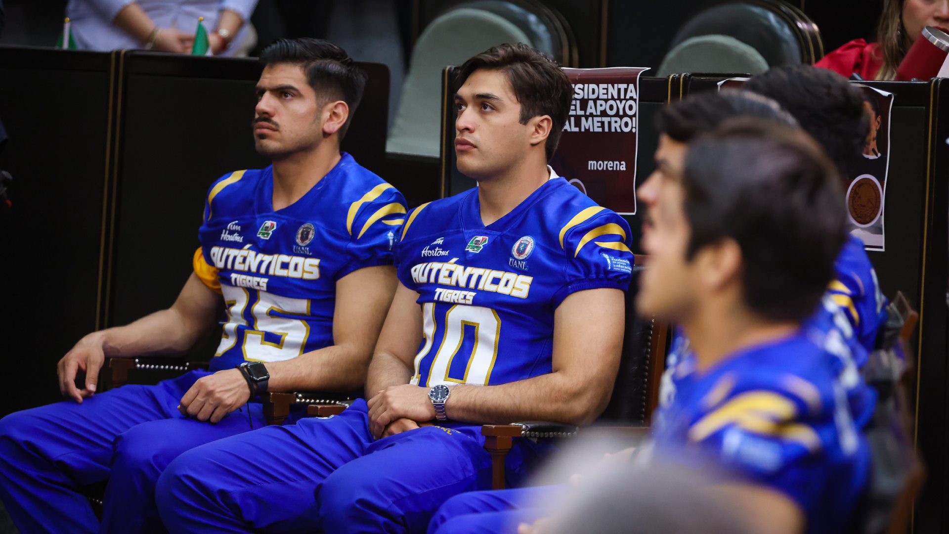 Congreso de Nuevo León reconoce a los Auténticos Tigres campeones