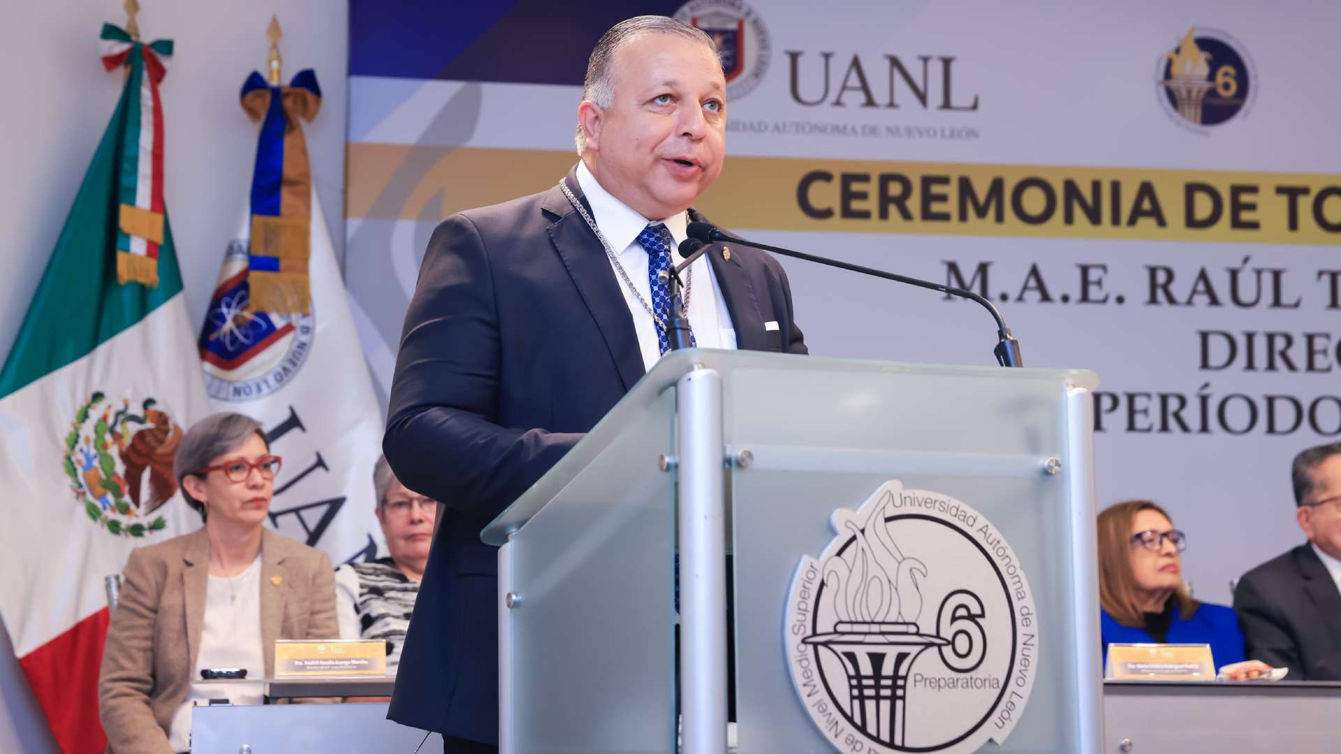Raúl Téllez fortalecerá estructura educativa de la Preparatoria 6
