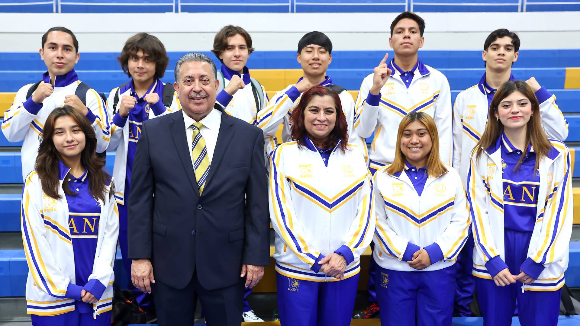 Abandera Rector a deportistas UANL rumbo a Campeonatos Nacionales ANUIES 2026