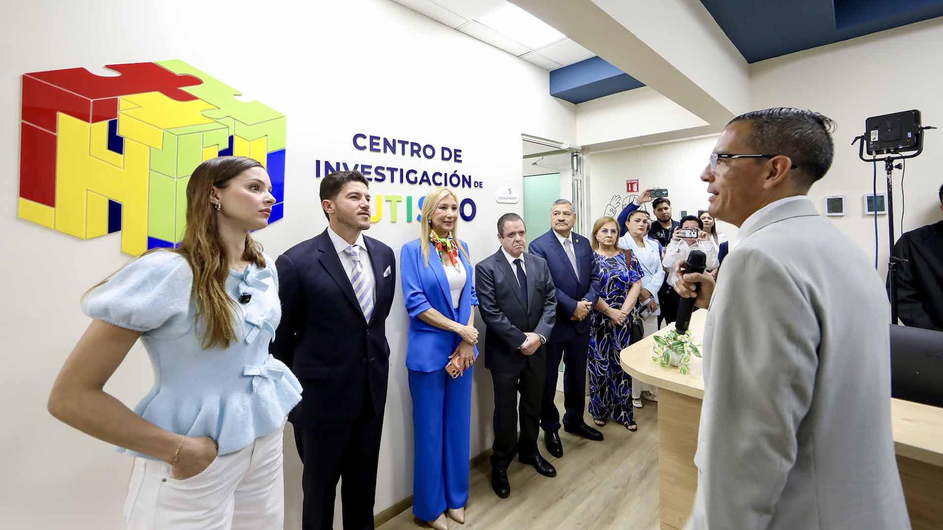 Inaugura UANL centro de investigación y apoyo a personas con autismo