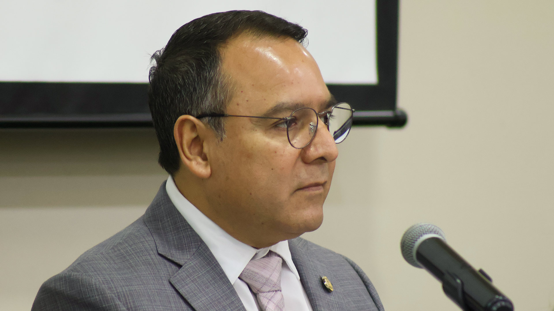 Reflexionan especialistas sobre Derecho Digital