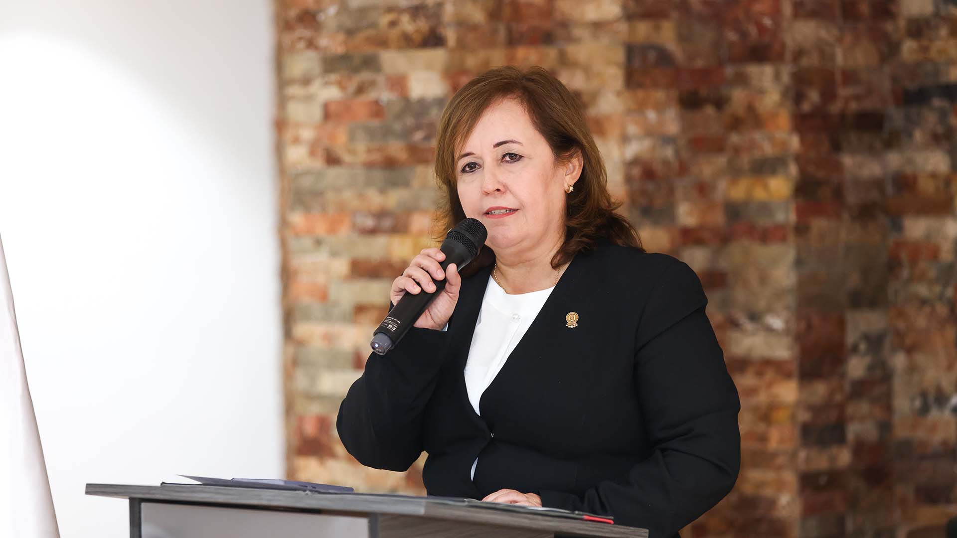 Empresas financieras y teconológicas tienen presencia en expo laboral de FACPYA