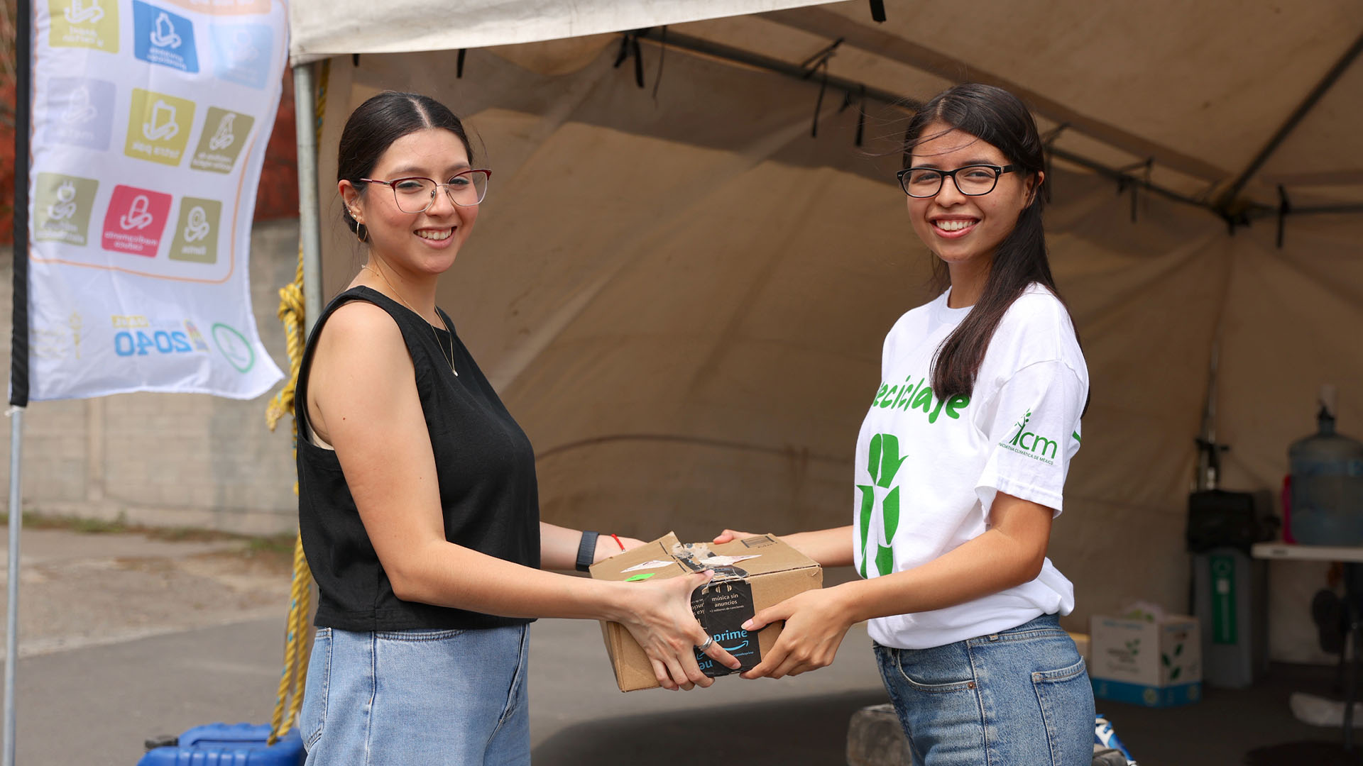 Impulsa Universidad reciclaje en campaña de sustentabilidad