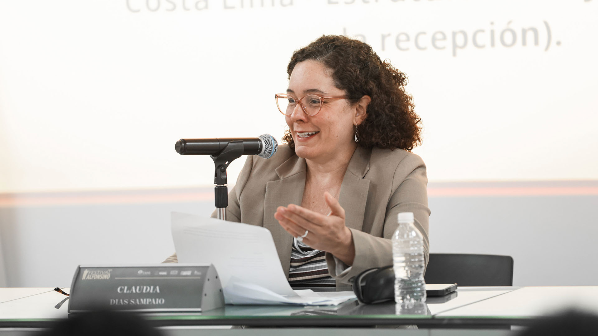 Analizan vínculos teóricos entre la literatura de México y Brasil