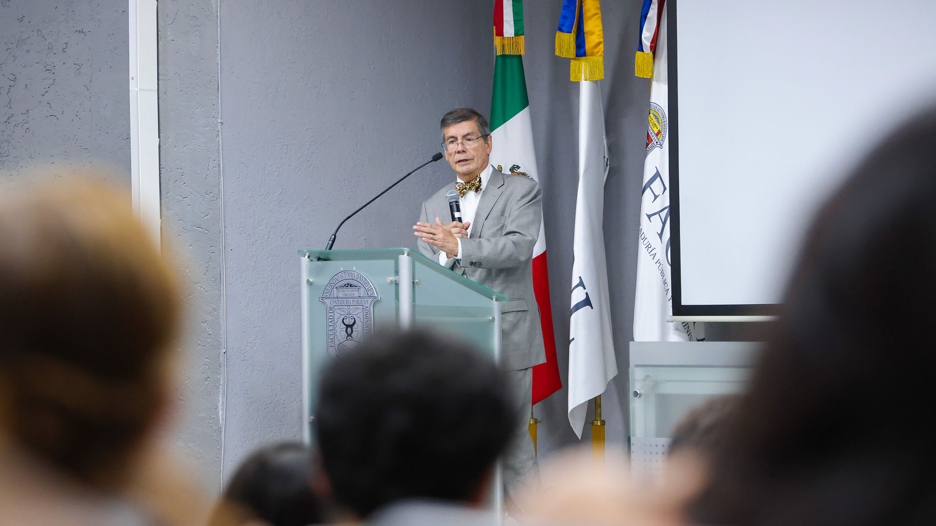 Identifican retos actuales de la gestión empresarial