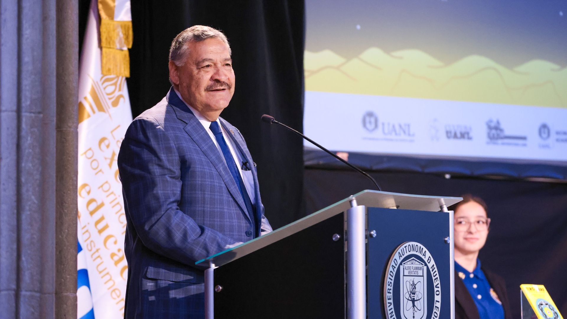 UANL, UDG y UNAM se unen por el futbol y la lectura